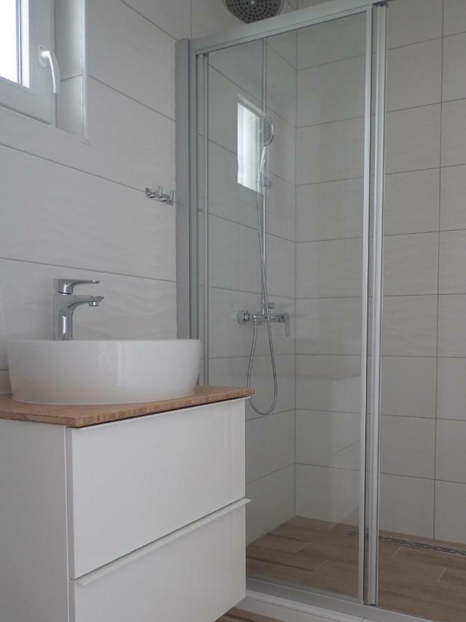 קריקווניצה Apartments Del Mar מראה חיצוני תמונה
