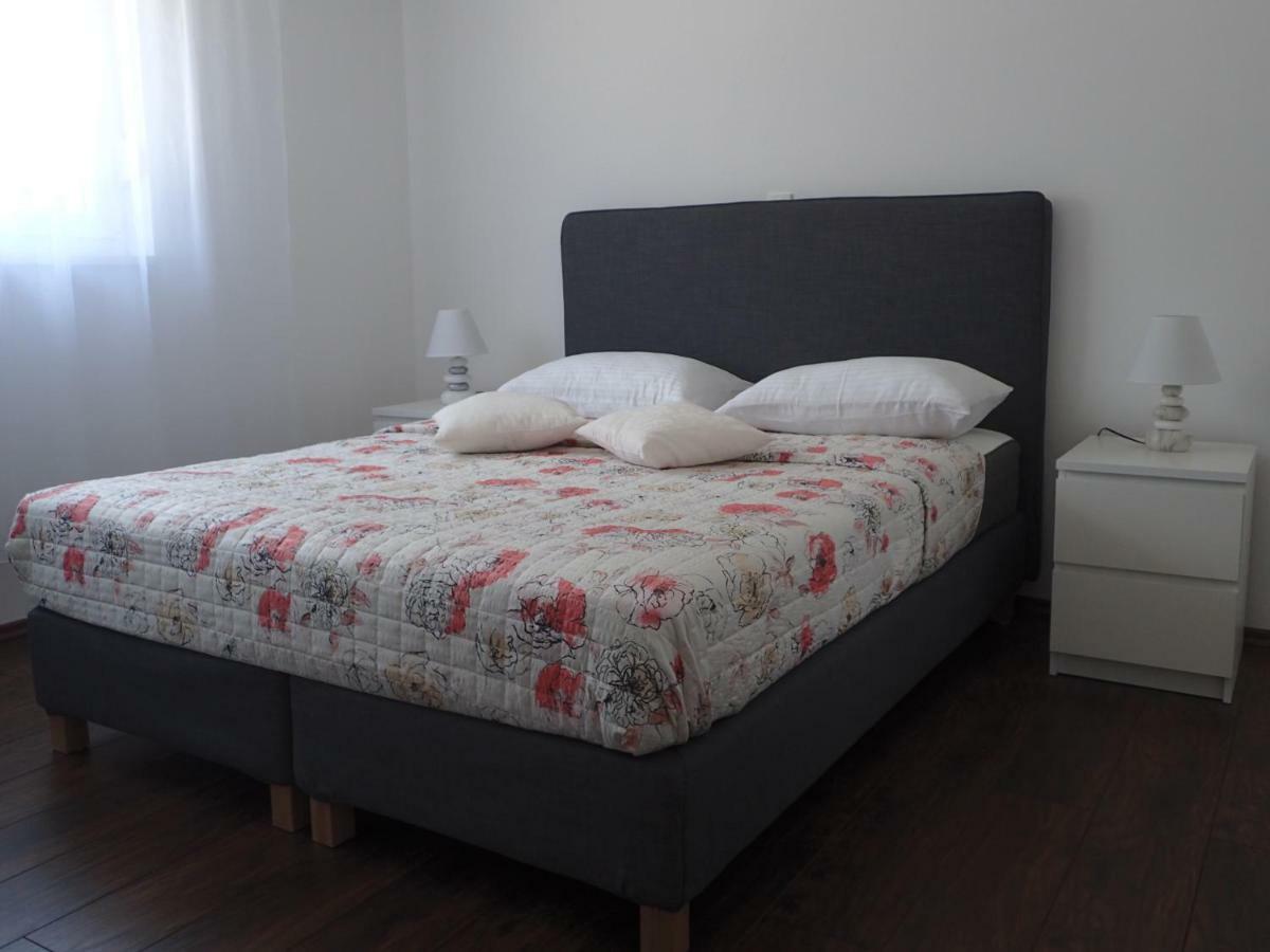 קריקווניצה Apartments Del Mar מראה חיצוני תמונה