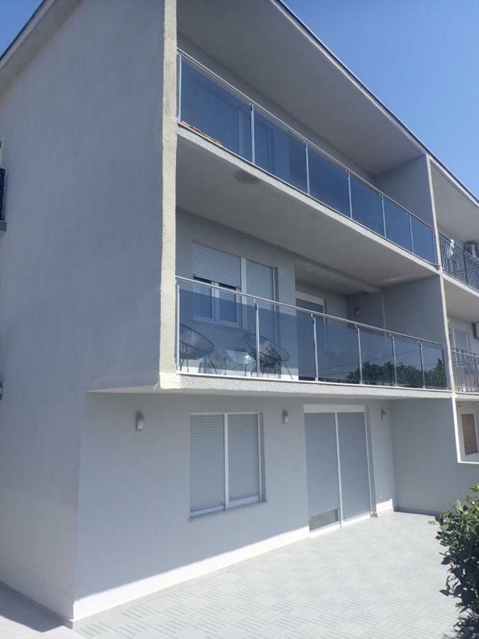 קריקווניצה Apartments Del Mar מראה חיצוני תמונה